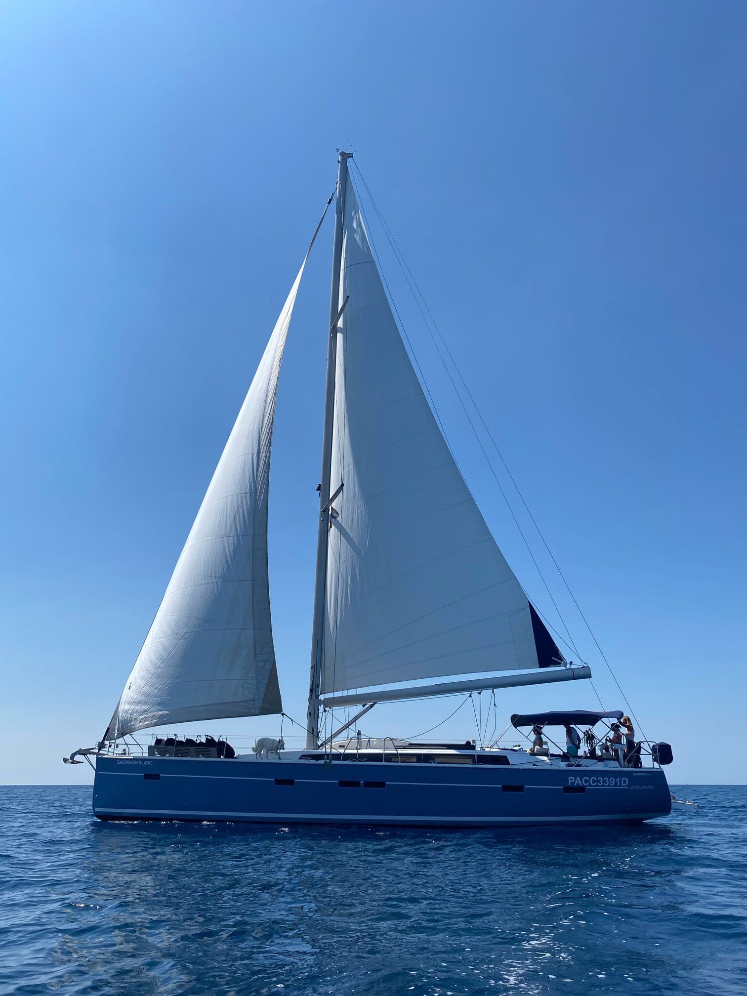 https://backend.blacksails-yachting.com/wp-content/uploads/2025/01/IMG-20241007-WA0079.jpg